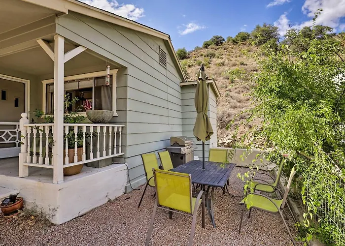 W/ Private Parking & Ev Charger! * Bisbee
